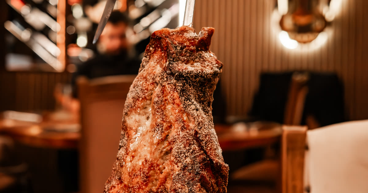 Bravus Churrascaria logo