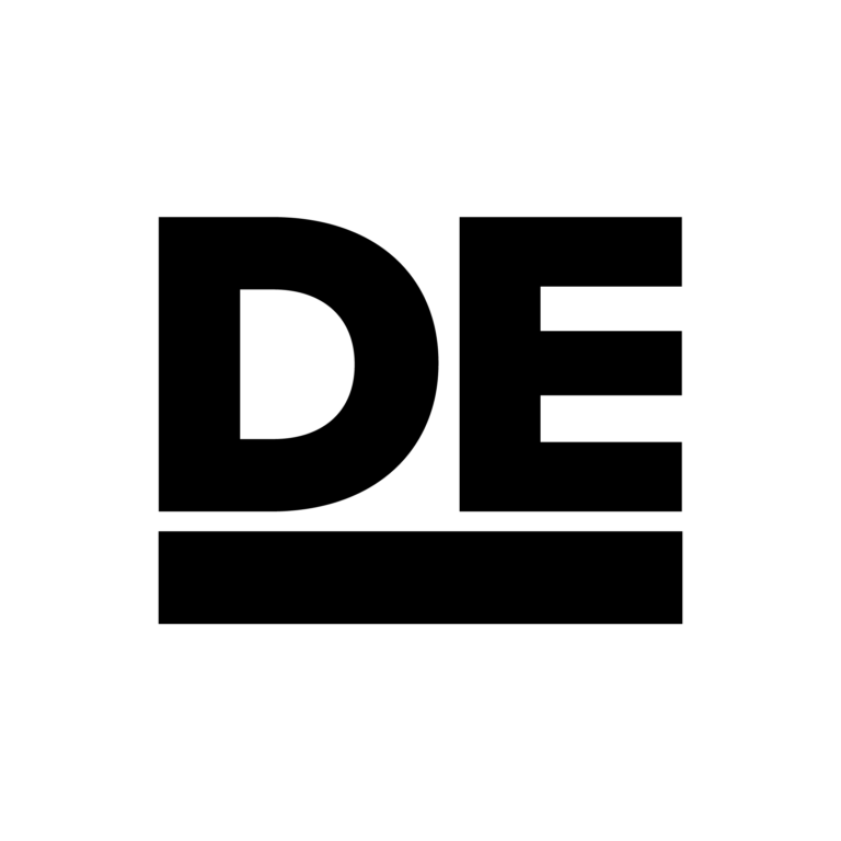 Logo de Debunk Media